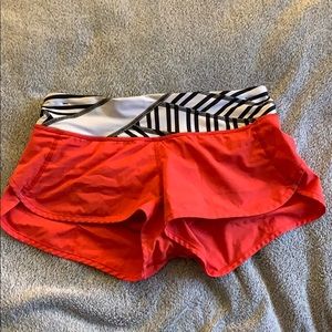 Lululemon Speed Short Size 4